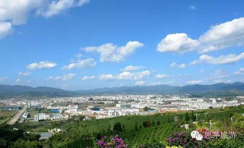 普洱网红观景台图片,俯瞰茶山云海，尽享自然之美